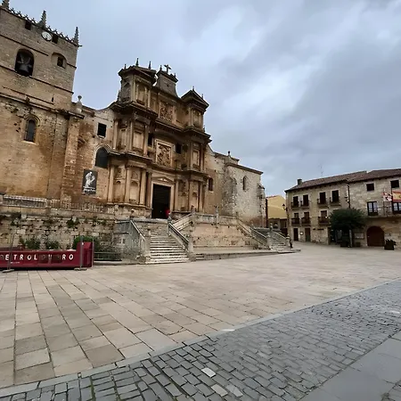 Palacio De Izán Gumiel de Izan